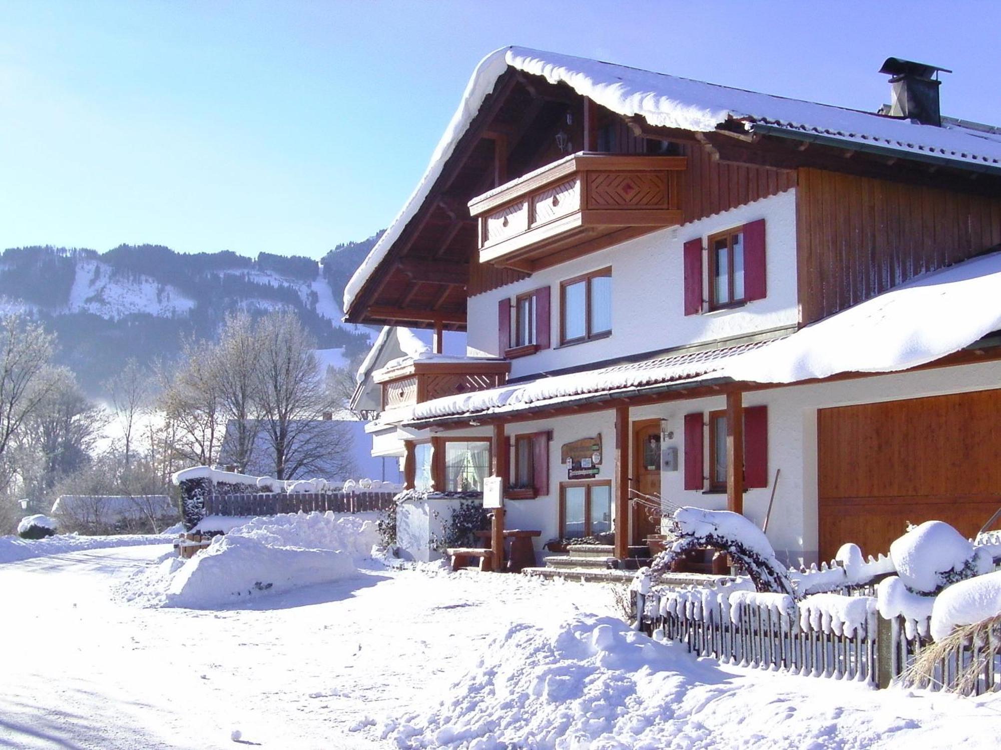 Gaestehaus Kerpf Inclusive Koenigscard Nesselwang Exterior foto